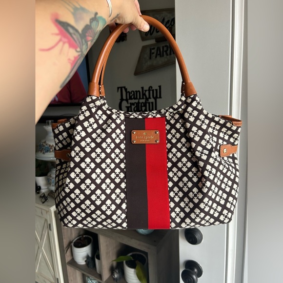 Kate Spade New York Classic Stevie Bag - Picture 1 of 10